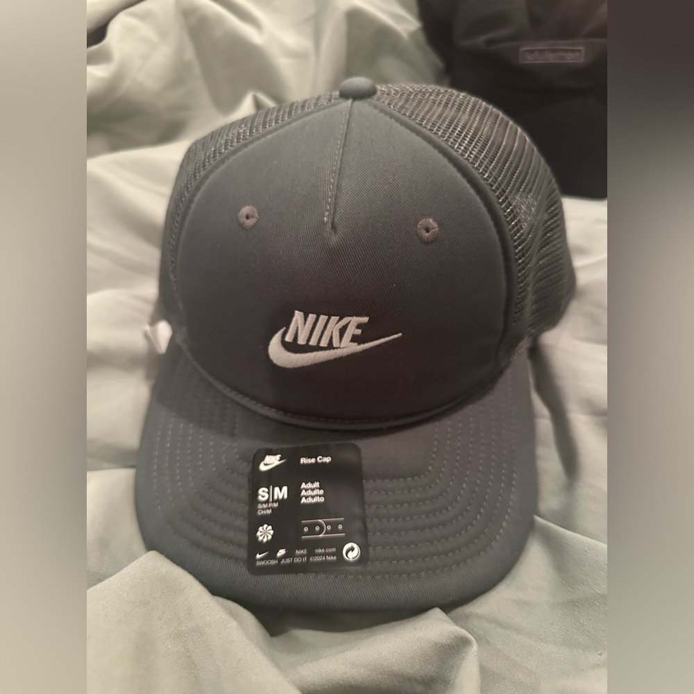 Nike Trucker Hat — NWT